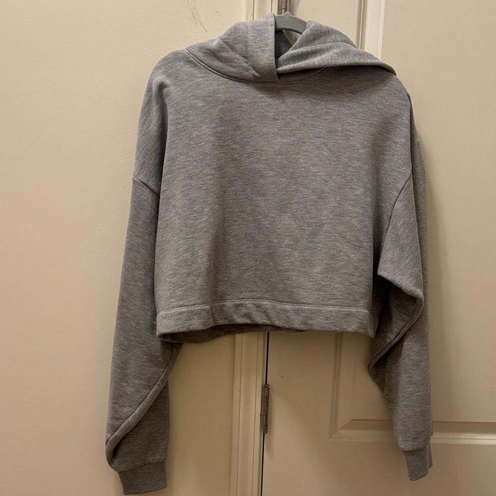ALO yoga women sweatshirt
